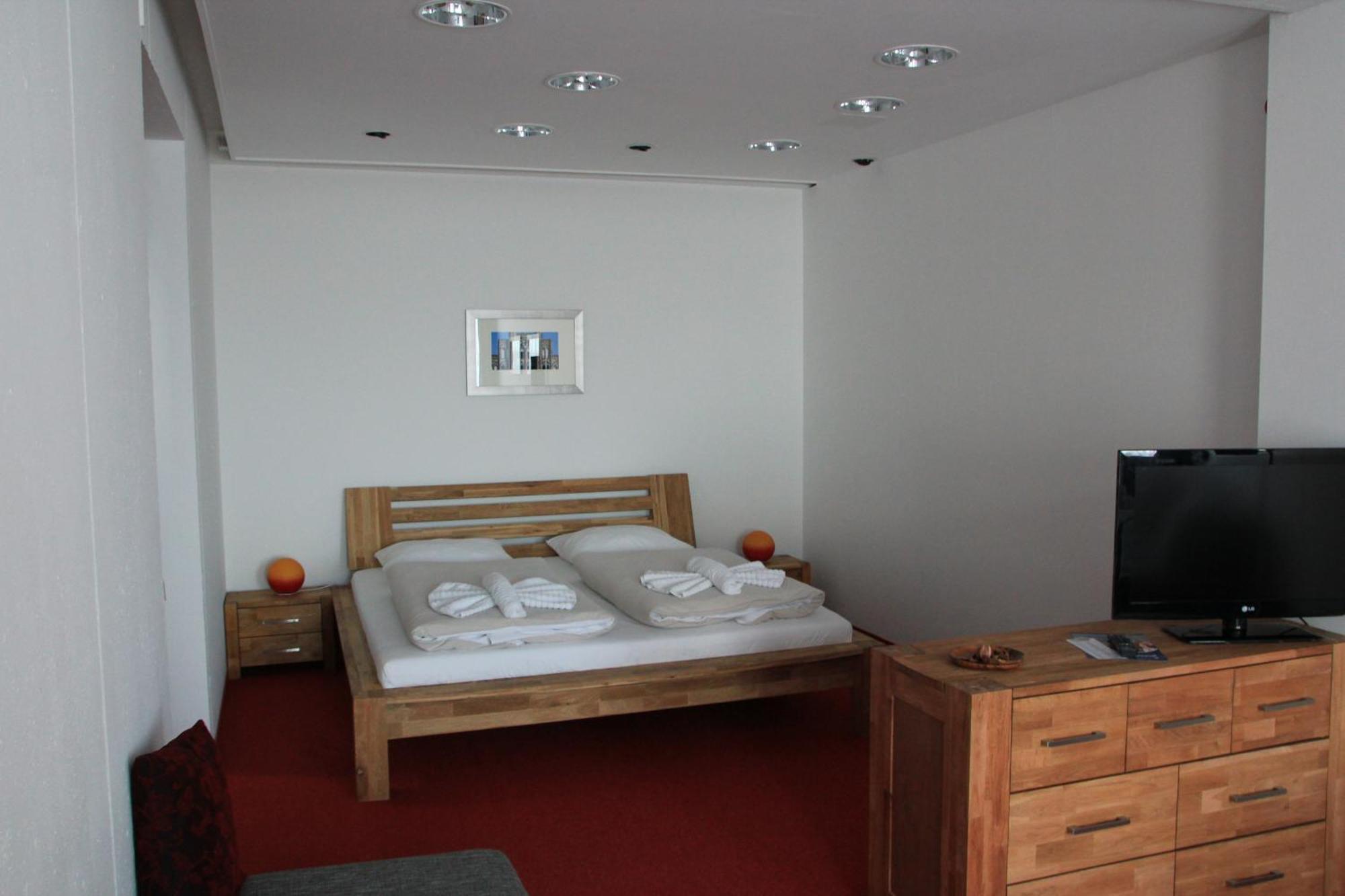 Hiddenseer Hotel Stralsund Exterior foto